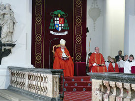 Abschlussvesper der Bischofskonferenz mit Spendung des Bonifatiussegens (Foto: Karl-Franz Thiede)